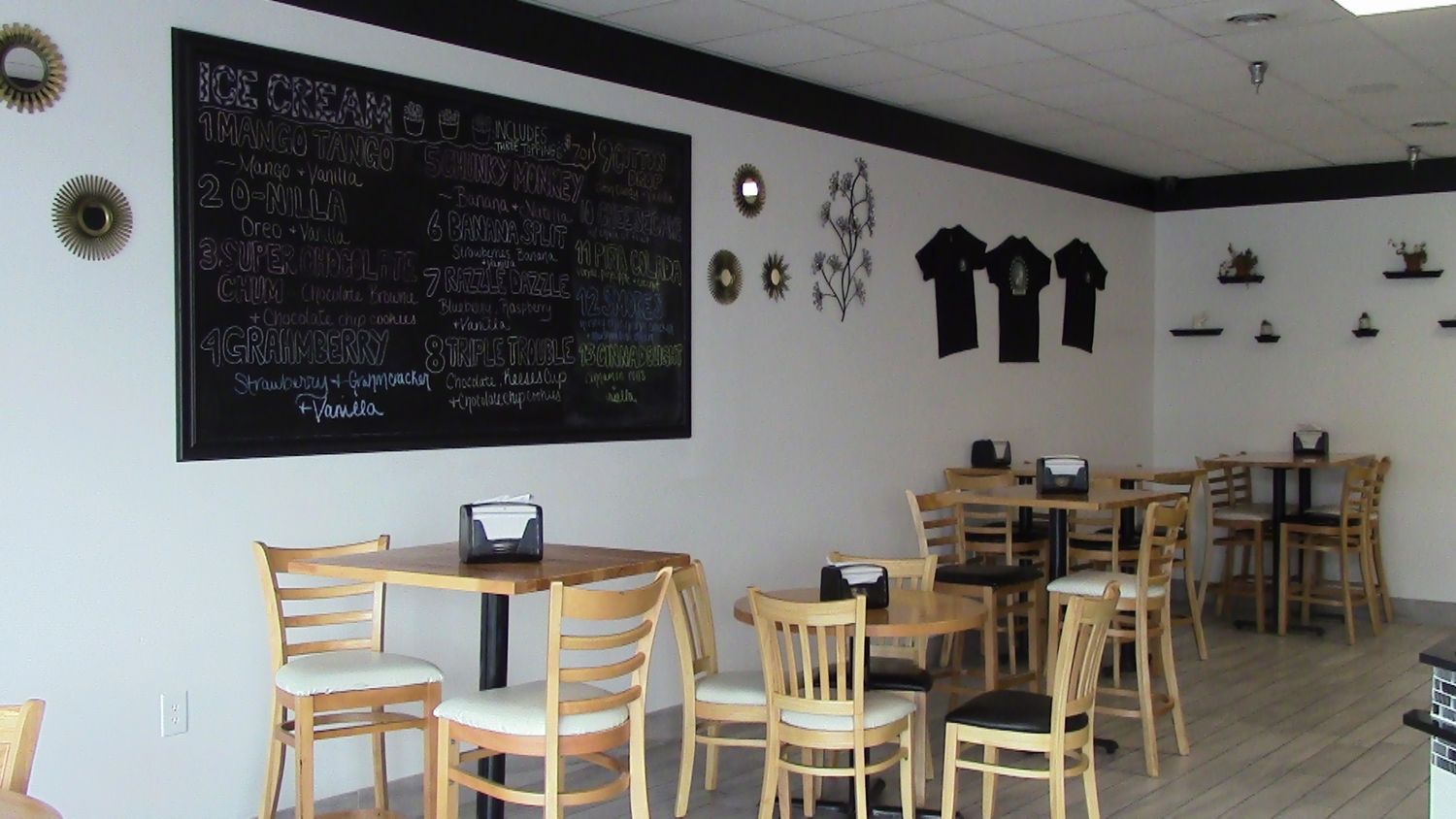 715 N Giant City Rd, Carbondale, IL 62902